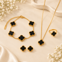 Noir Clover Elegance Jewelry Set